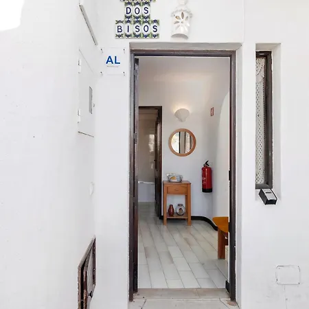 Casa Dos Bisos * אלבופיירה