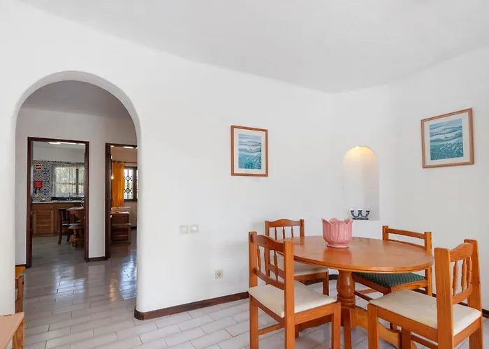 Casa Dos Bisos Apartment Albufeira