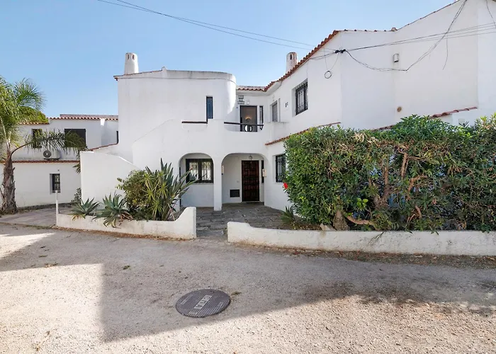 Casa Dos Bisos Apartment Albufeira